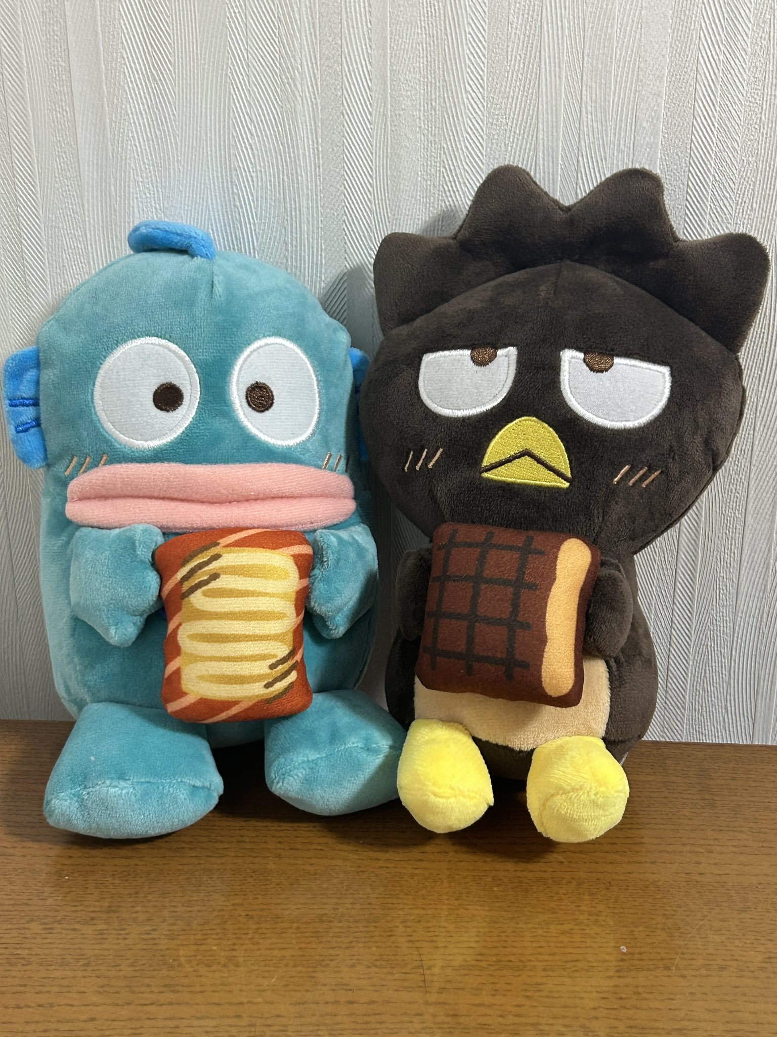 スシロー　ハンギョドン　3点 サンリオ ハンギョドン スシローポーチ 3点セット - メルカリ
