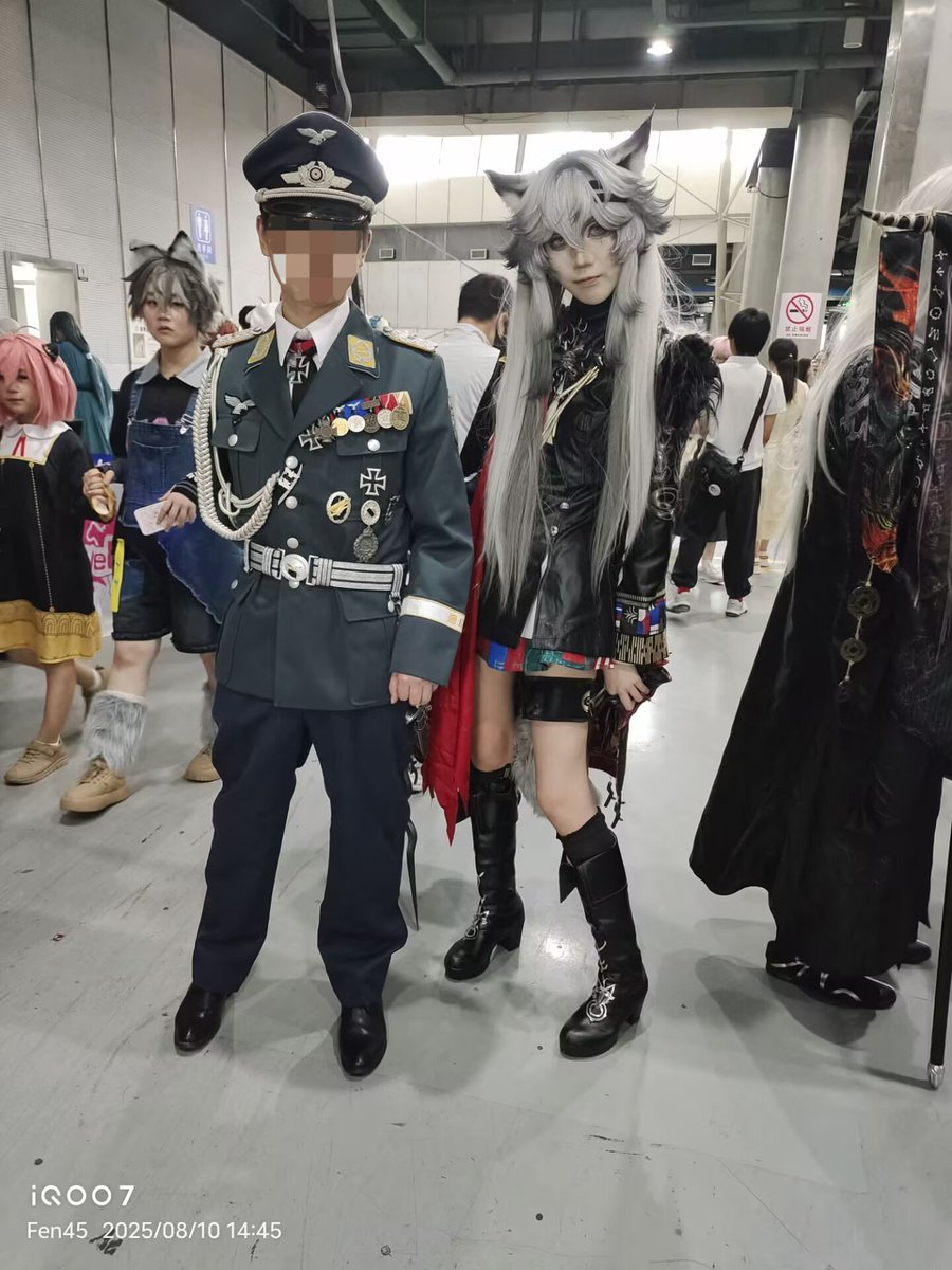 su6131899's tweet photo. 逛逛漫展这块 https://t.co/mWzcnV2CLQ