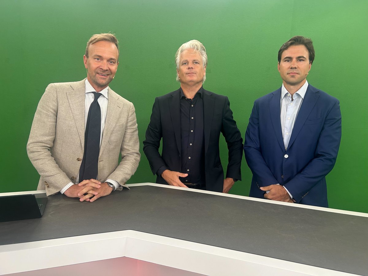 Grönt i studion och grön öppning väntas. 
Följ allt med denna eminenta skara i dagens Börsmorgon:
di.se/ditv/live-di-t…
#finanstwitter