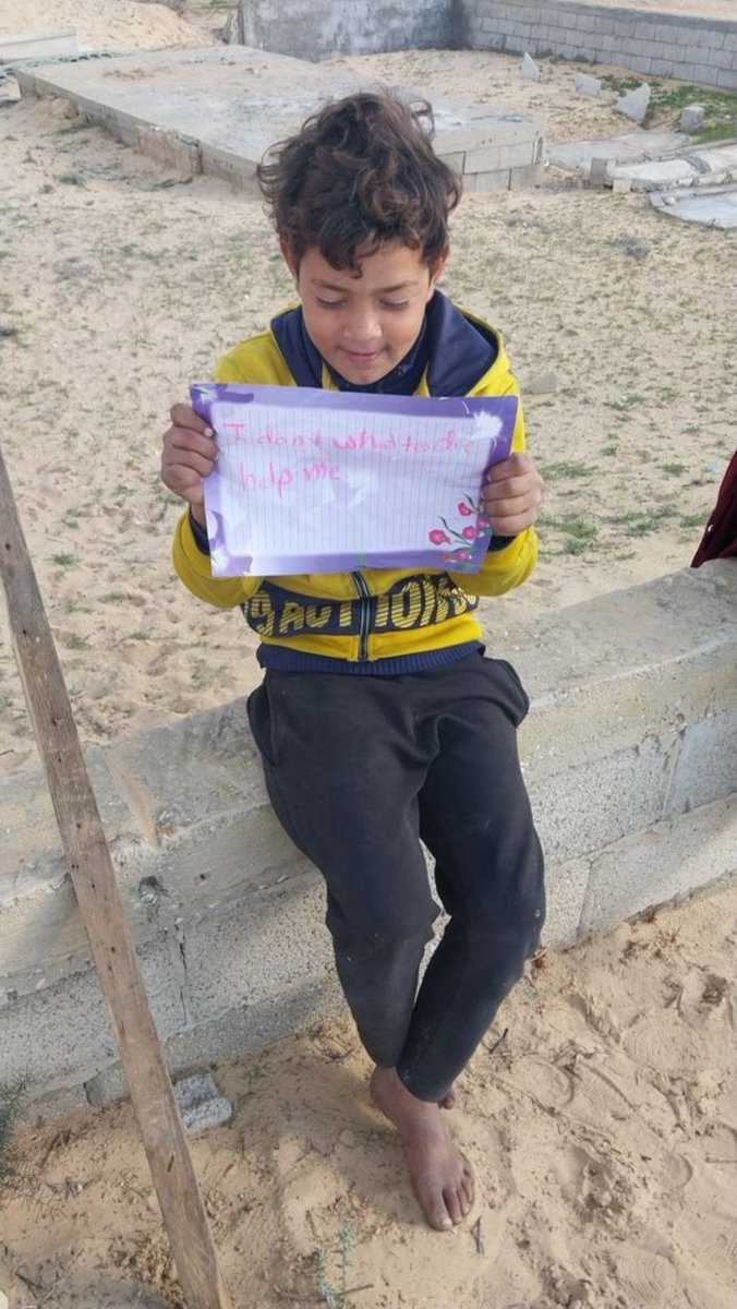 Humanity is gone... today we begin surviving on water and salt.

If you see this reply with a dot.
🙏

gofundme.com/f/help-ibrahim…