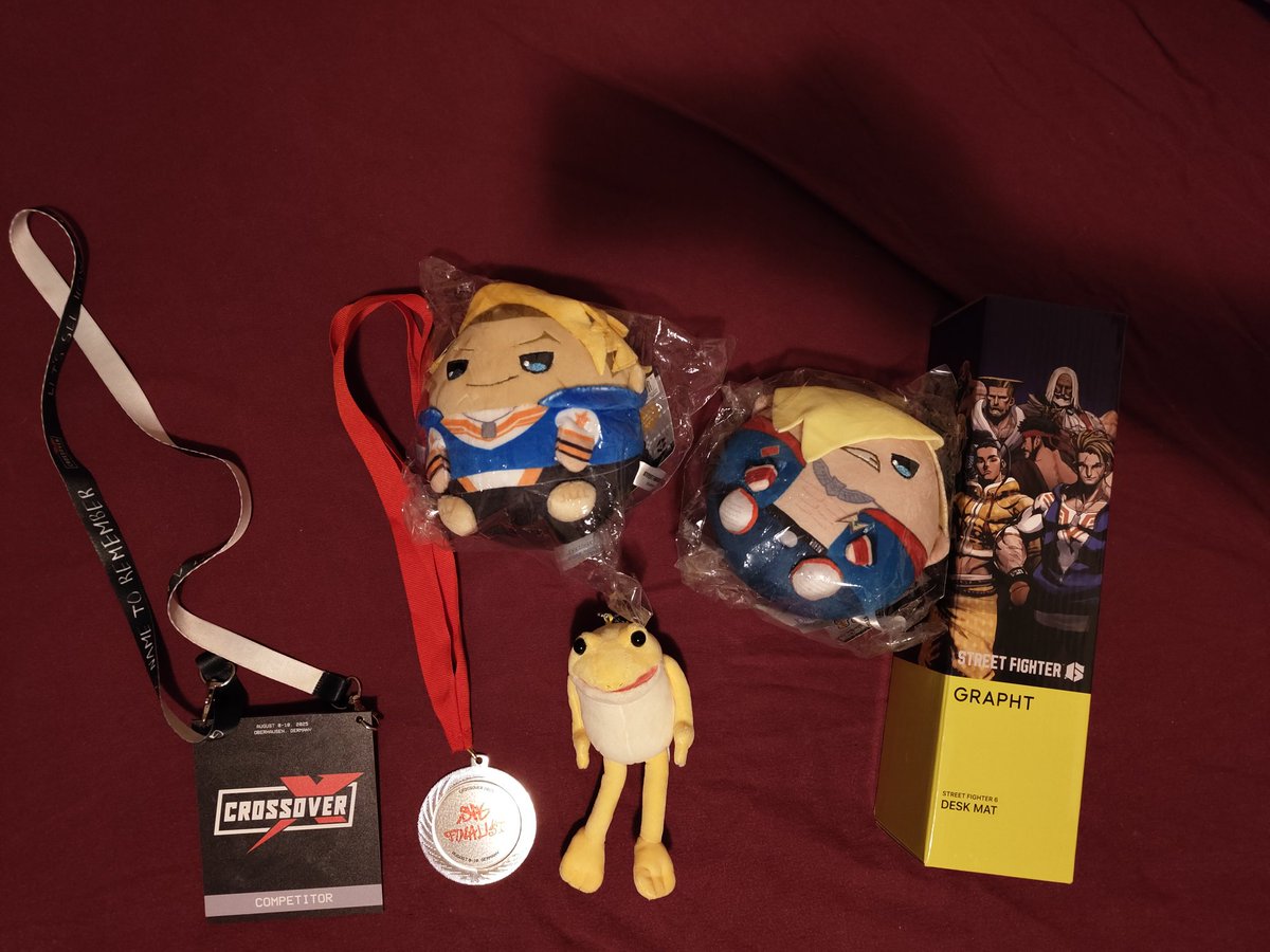 yoshpanna7's tweet image. placed 5th at @CROSSOVER_GG . lost against @semy28 and @Septasonium2 . had a blast there. will come again next year for sure. see you at UFA🫡