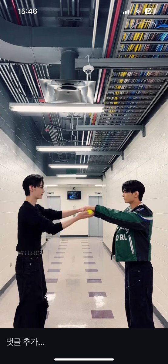 zmsekk's tweet photo. 오우씨발!손잡앗다!!(오우시발,순대!톤으로) https://t.co/SswqbiFgmG