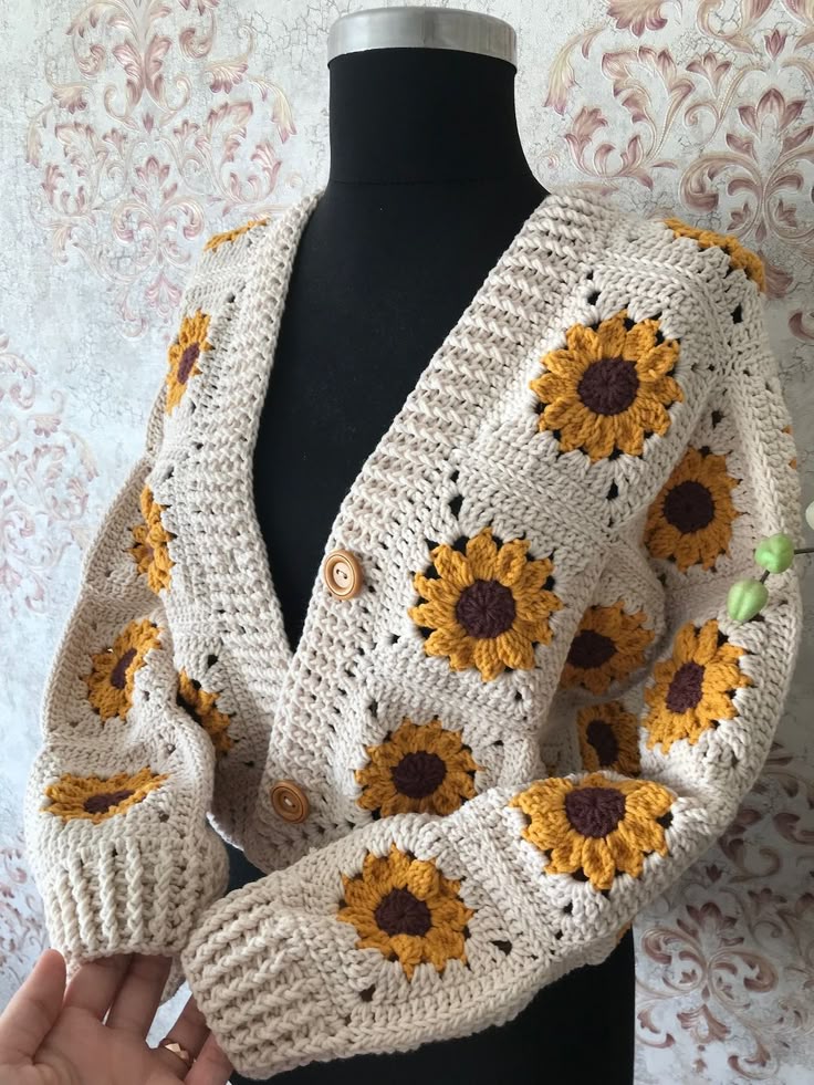 Tana🎀 (@herefornoww_) on Twitter photo These crop jackets are so cool💕🥹
<a href="/charminloops_/">Charmin Loops 🧶</a> can recreate this for YOU in sizes and colours.
charmingloops330.bumpa.shop
Kindly retweet 🙏🏾 These crop jackets are so cool💕🥹
<a href="/charminloops_/">Charmin Loops 🧶</a> can recreate this for YOU in sizes and colours.
charmingloops330.bumpa.shop
Kindly retweet 🙏🏾