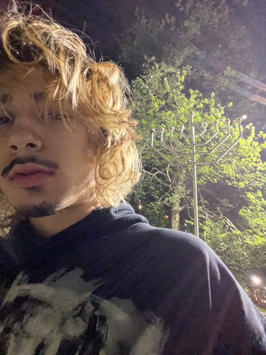 freemyslat's tweet photo. 🔜 https://t.co/bJHQf44Ocd