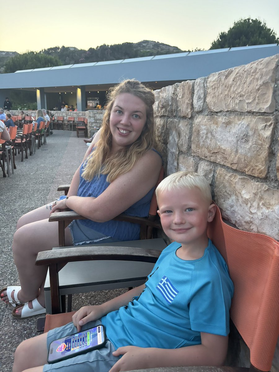 Keiran_Murphy's tweet photo. Happy birthday to my amazing wife and the best mum for Freddie. We love you more than you know! ❤️💙 @aliciamurphy181 https://t.co/aiBj2BphDv