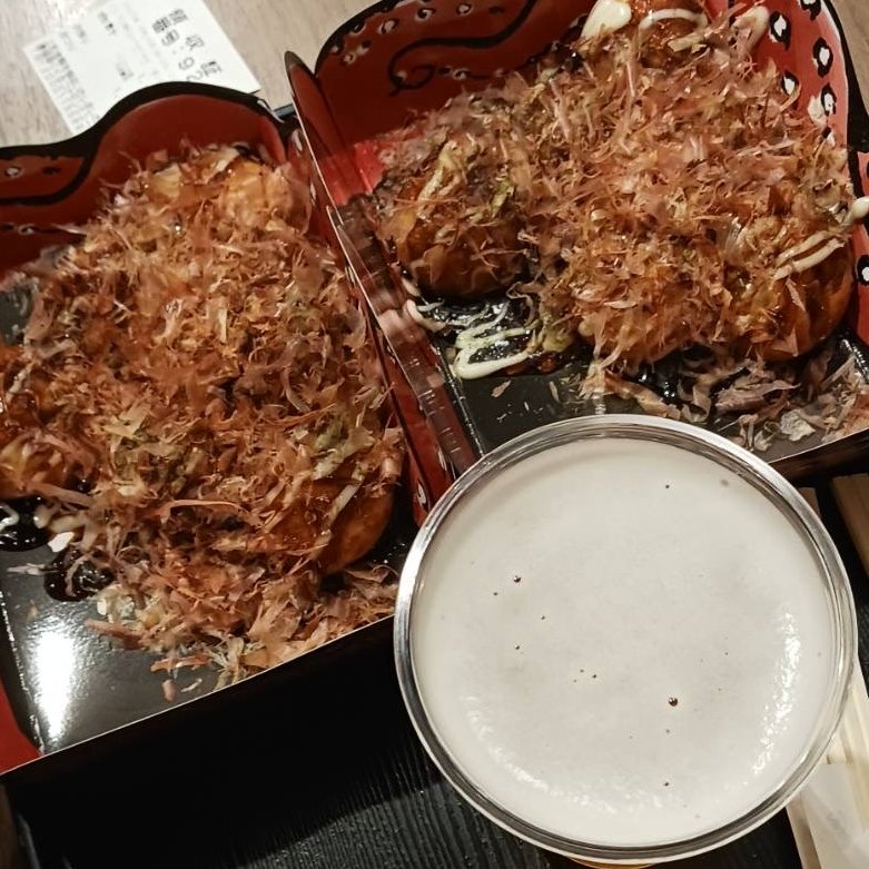 8/10　道頓堀でたこ焼きを食べて来ました！