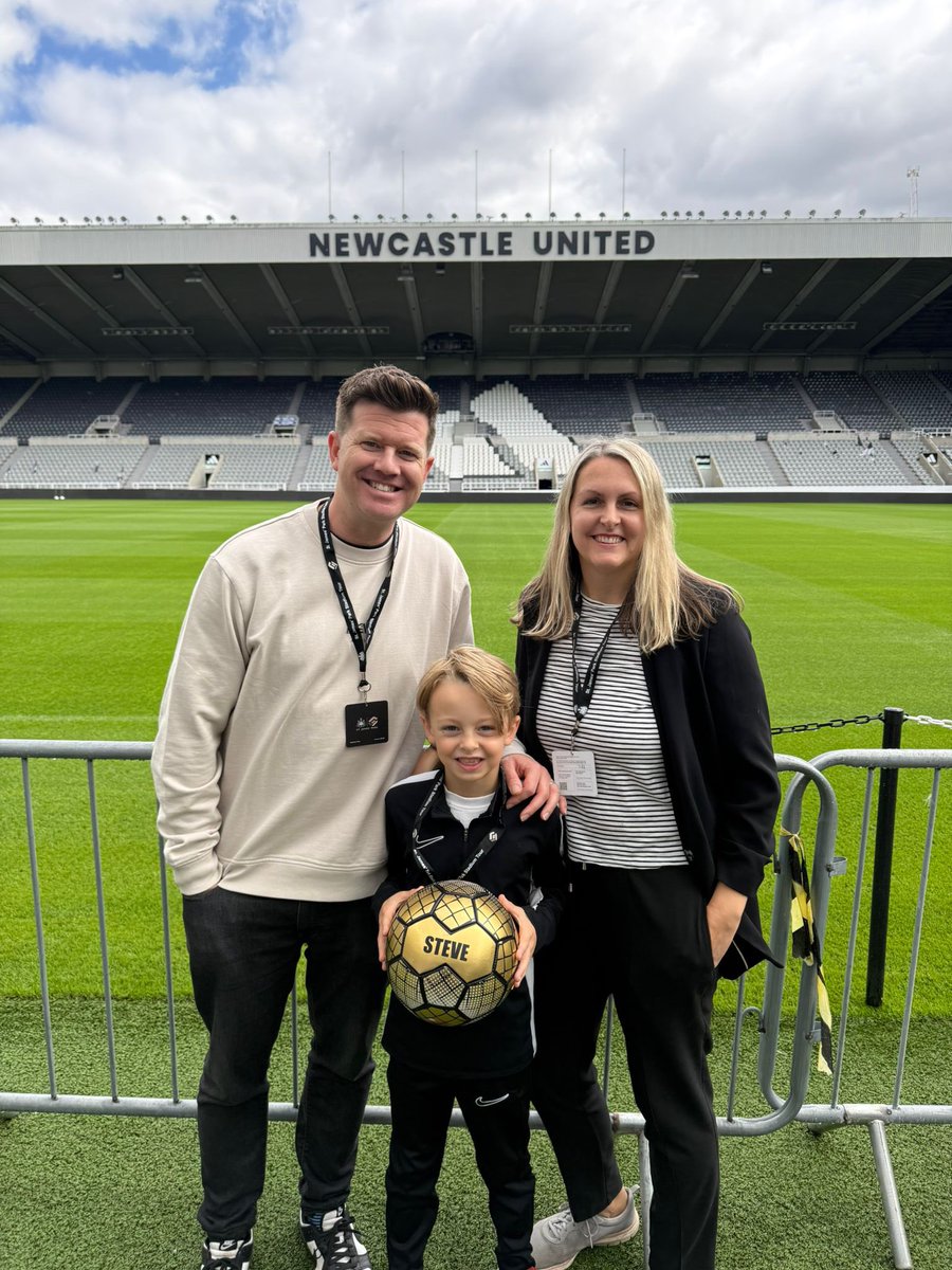 MariaRealf's tweet photo. @braintumourrsch Thanks for sharing! If anyone would like to sponsor Zac, please visit
https://t.co/3pFbaLXpHw https://t.co/BAARVS0xHM