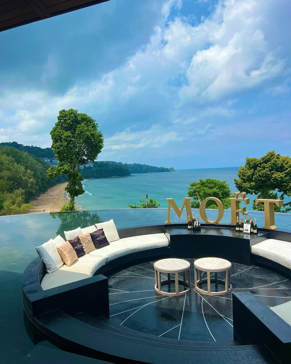 Pullman Phuket Arcadia tweet media