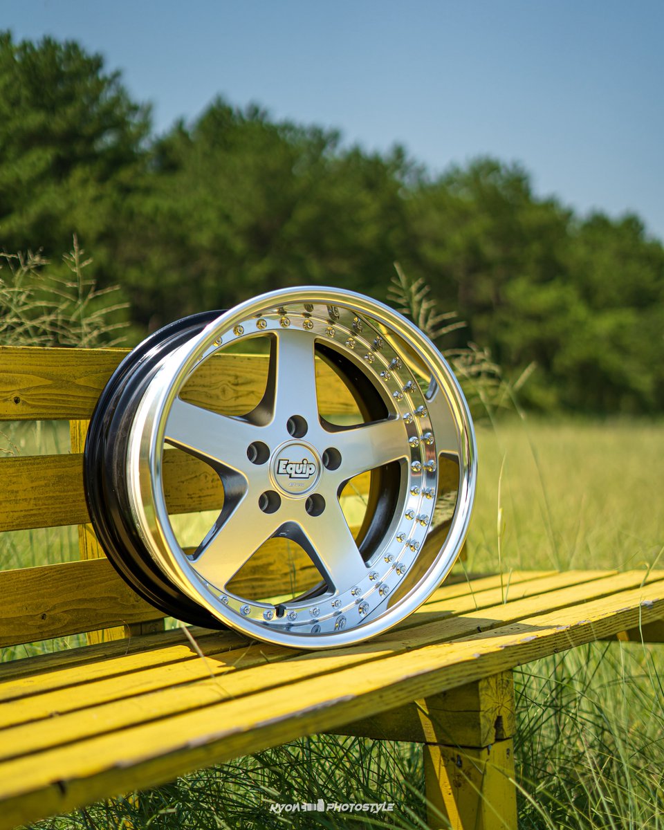 Rikuya_Bworks's tweet photo. new wheel

Equip  10.5j  11.5j https://t.co/B1WNkDmNHq