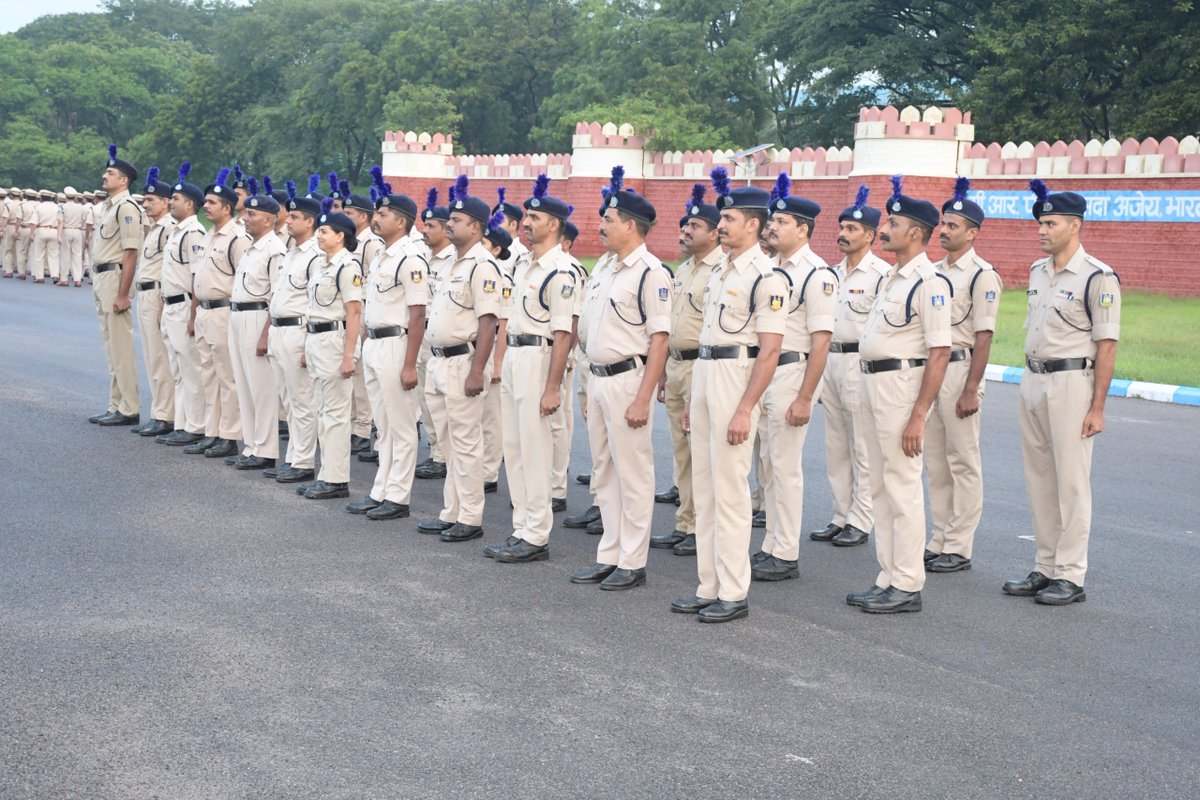 DIGP GC RRY (@digpgc) on Twitter photo Foot drill .....for fitness and brotherhood with zeal. <a href="/crpfindia/">🇮🇳CRPF🇮🇳</a> <a href="/CRPF_sector/">SOUTHERN SECTOR CRPF</a> <a href="/southzone_hyd/">South Zone , CRPF , Hyderabad.</a> Foot drill .....for fitness and brotherhood with zeal. <a href="/crpfindia/">🇮🇳CRPF🇮🇳</a> <a href="/CRPF_sector/">SOUTHERN SECTOR CRPF</a> <a href="/southzone_hyd/">South Zone , CRPF , Hyderabad.</a>