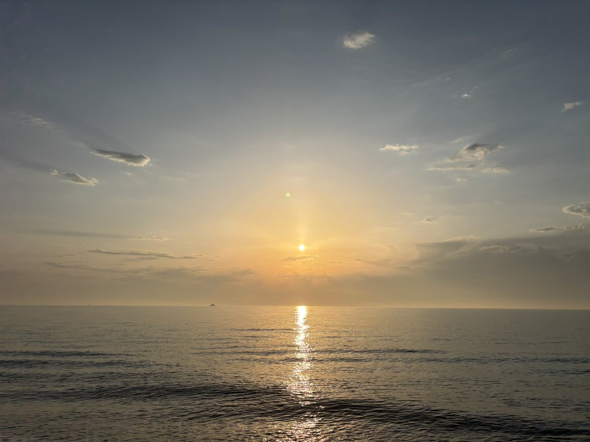 IPCallaway tweet media