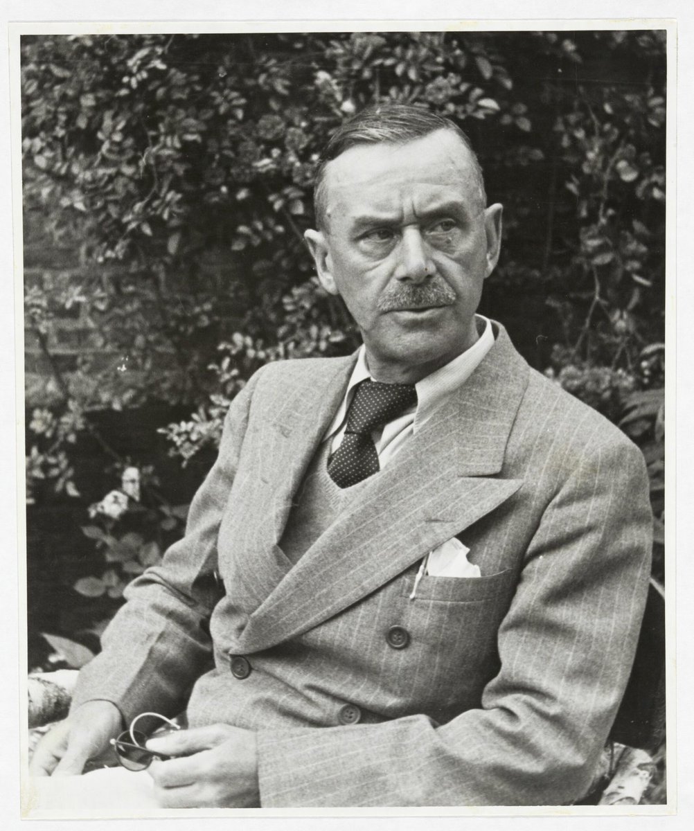 "Welch eine herrliche Gabe ist nicht die Phantasie, und welchen Genuß vermag sie zu gewähren!"

Thomas Mann, 
Die Bekenntnisse des Hochstaplers Felix Krull