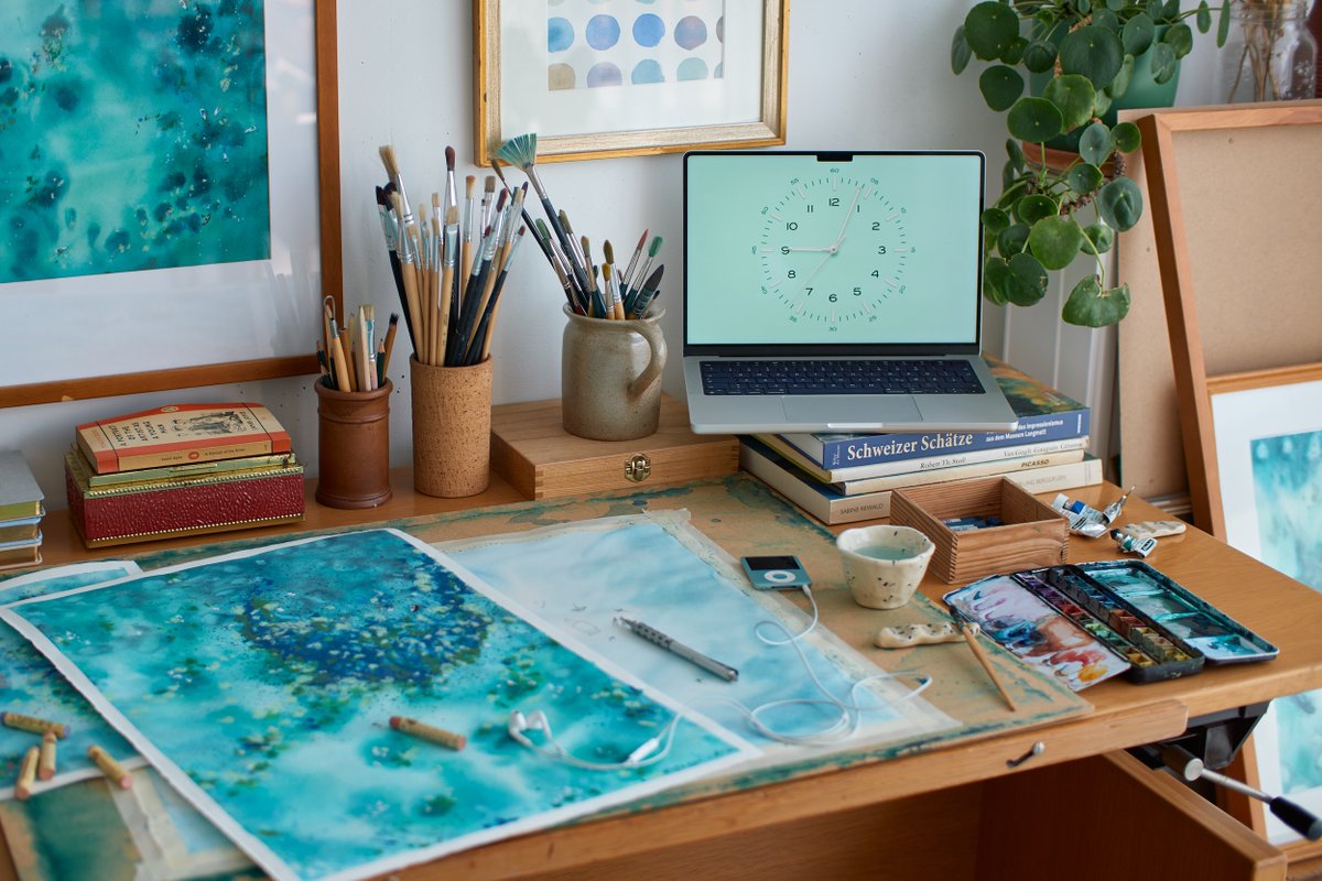 It’s my birthday today and I’m gifting 3 Bauhaus Clock licenses. 

Show me your workspace and I’ll pick my favorites. Winners will be announced August 20.