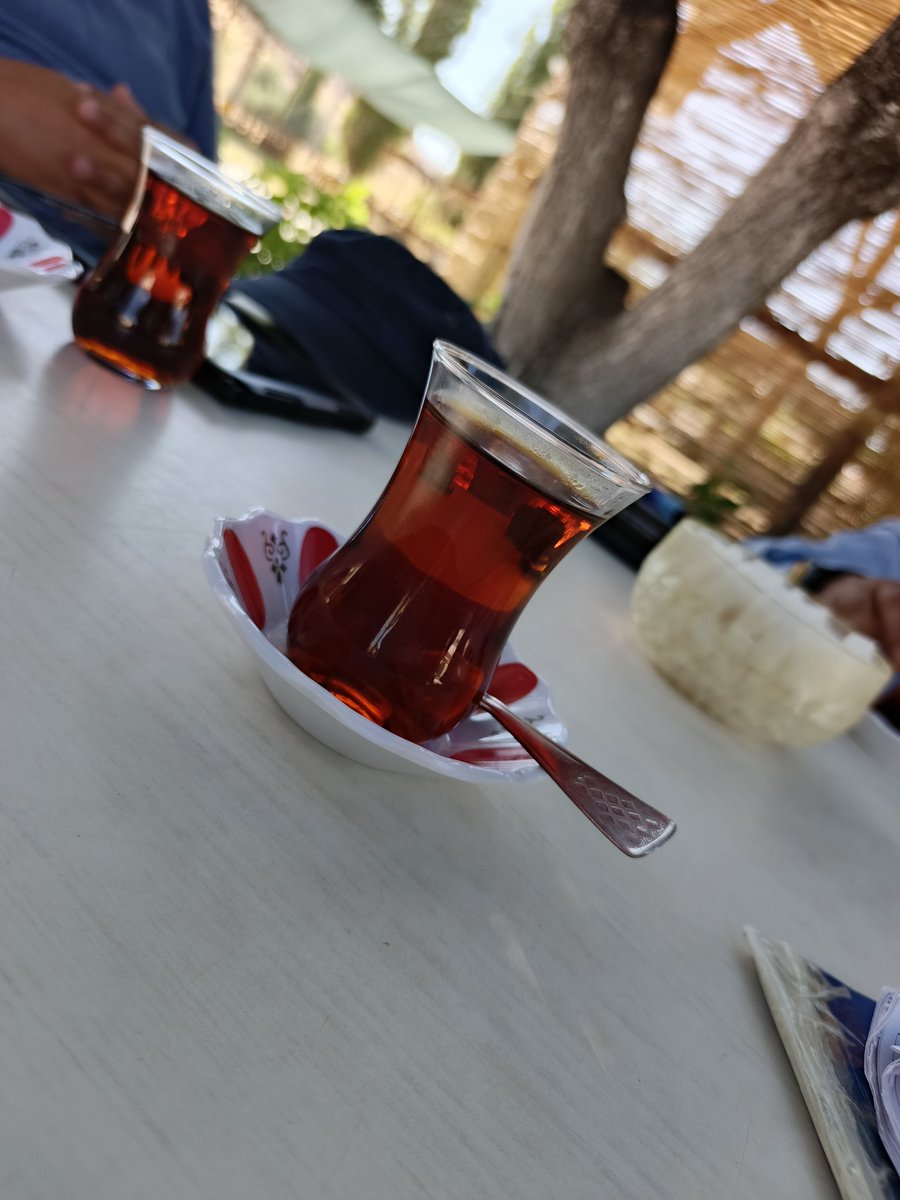 Köy kahvesinde muhtarın ikramı🙏☺☕