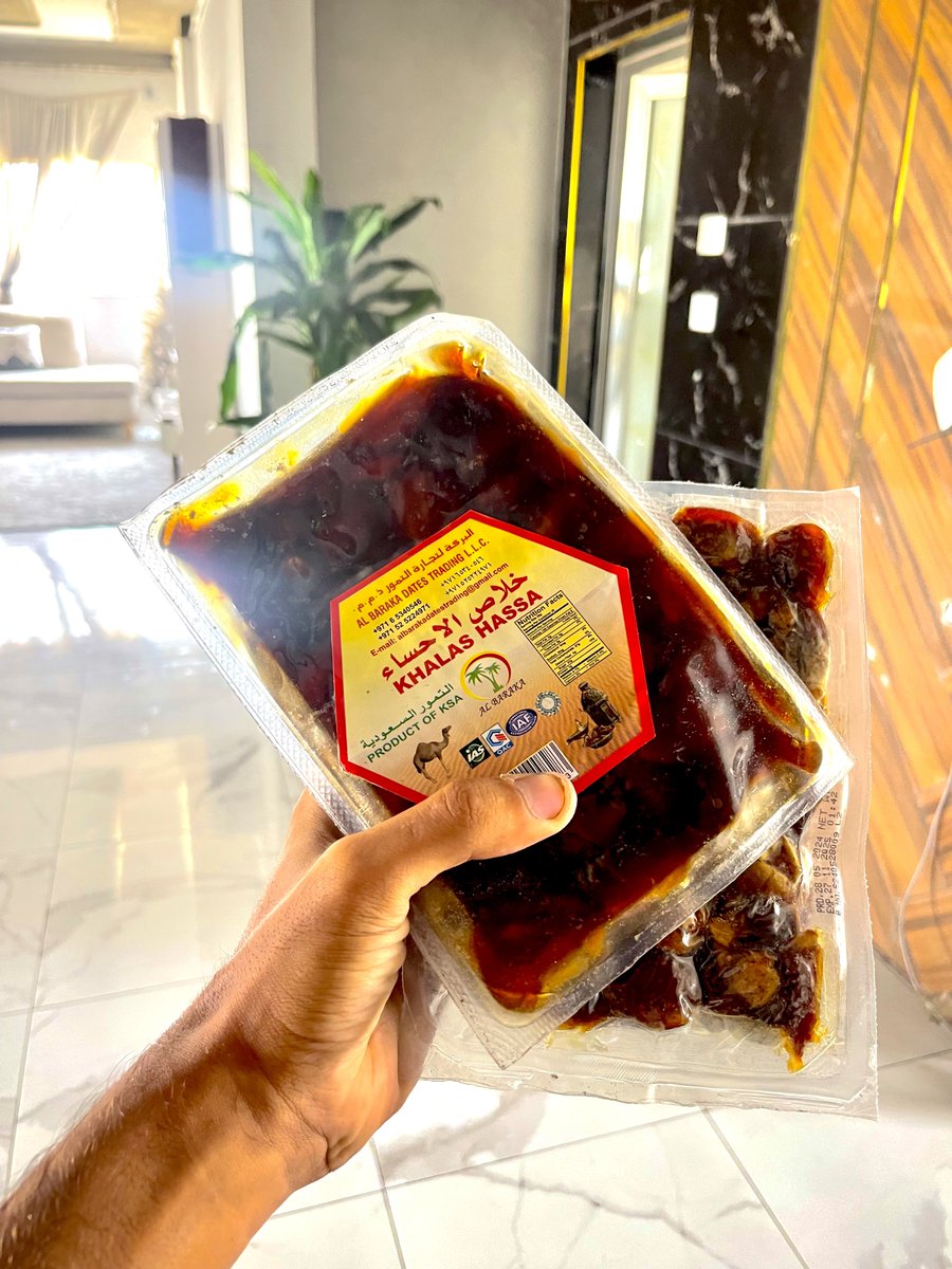Azeezign's tweet image. وصلتنا لـ غزة تموركم يا أهل الحَسا 🇸🇦💚
شكرا لكم ☺️

انقطعنا كثير واخر كم يوم لقينا غزة
مليانة تمور سعودية - بس بصراااااحة
مثل التمر الحساوي ما لقيت 😍 

او انا لسا ما جربت كل انواع التمور 
السعودية
اعتقد الحساويين يسمونه " التمر المعسل " 

ويا اهل الحساااااااااااا
عندكم روووحي