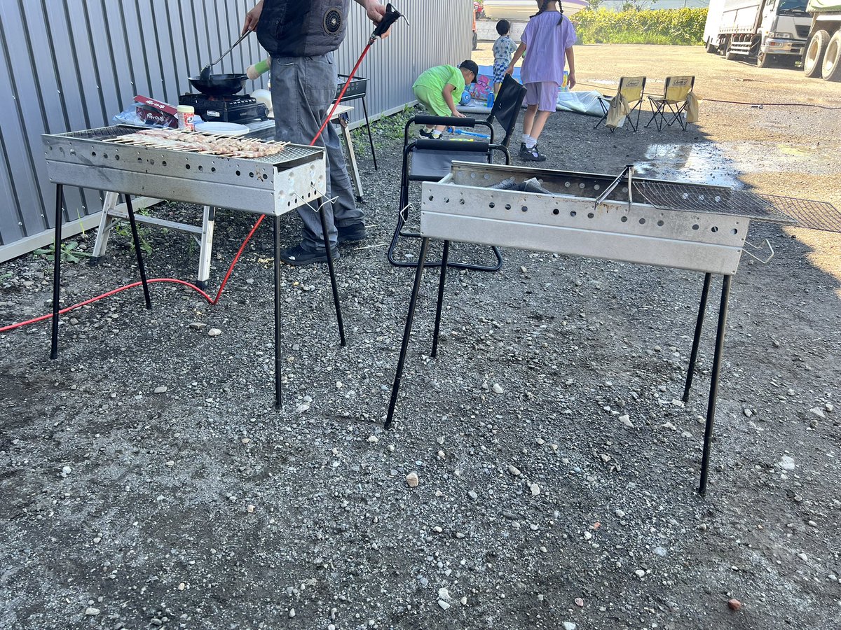 tores142's tweet photo. 会社のBBQ
🦪やべぇ
久々に弁天食ったら昇天
かきえもんもうまかった😌 https://t.co/pBr9sM8yho