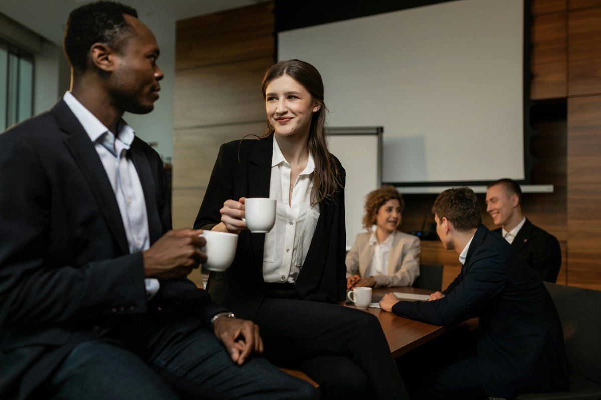 office_barista's tweet photo. We help offices create moments worth coming into work for. Read to find out what #OfficeBarista is all about! 

#officelife #coffeeculture #coffeebreak #coffeesolutions #workplacecoffee #officecoffee #workplacewellness #employeeexperience #coffee #coffeemachineforoffice https://t.co/jOSOKe6Swl
