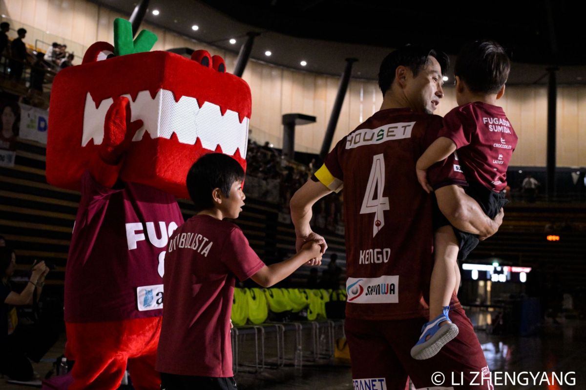 SoccerKingJP's tweet photo. 🖼写真ギャラリー🖼
🇯🇵メットライフ生命Fリーグ2025-26 ディビジョン1第11節
⚽️フウガドールすみだ 1－0 バサジィ大分
🗓2025年8月11日（月）
🏟大田区総合体育館
📸李正洋
✅掲載枚数 83点
https://t.co/5a5xAxyjq7 https://t.co/N0dDwRvB0i