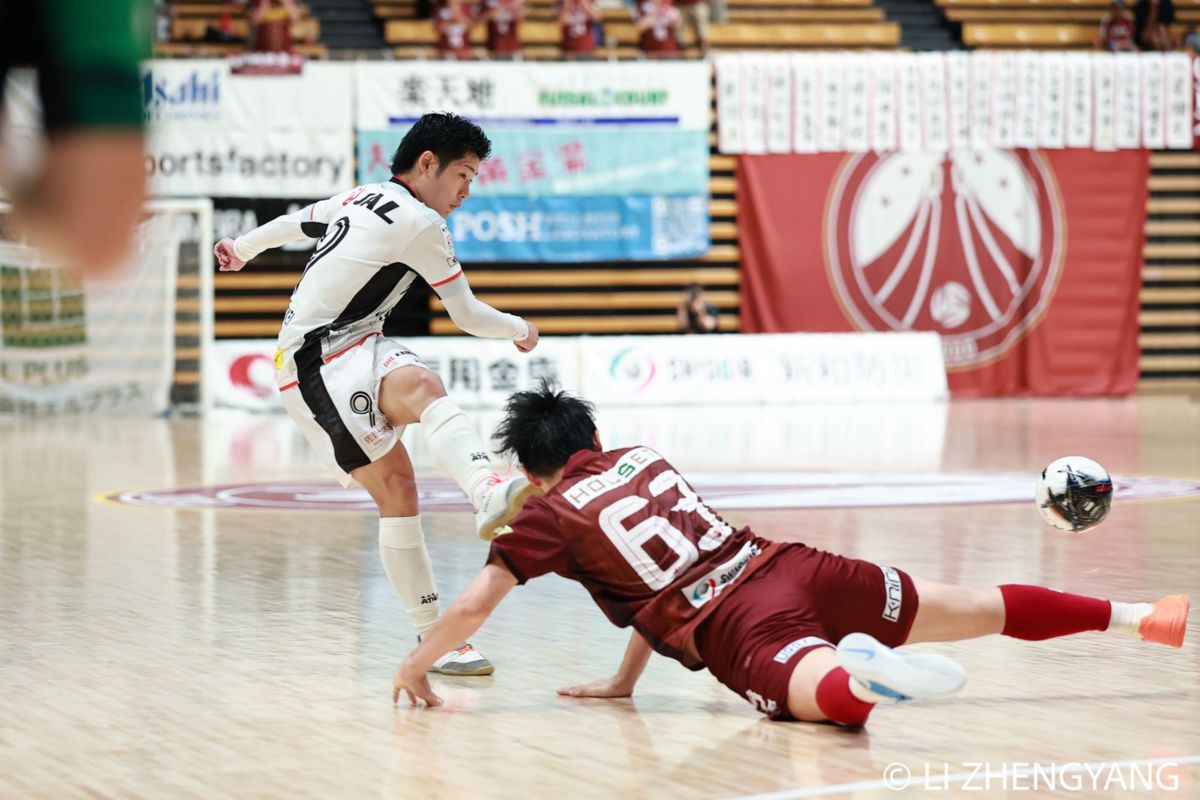 SoccerKingJP's tweet photo. 🖼写真ギャラリー🖼
🇯🇵メットライフ生命Fリーグ2025-26 ディビジョン1第11節
⚽️フウガドールすみだ 1－0 バサジィ大分
🗓2025年8月11日（月）
🏟大田区総合体育館
📸李正洋
✅掲載枚数 83点
https://t.co/5a5xAxyjq7 https://t.co/N0dDwRvB0i