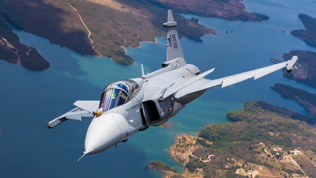 theUBN's tweet photo. #Ukraine and #Sweden are working on a large-scale project to develop #CombatAviation, President Volodymyr #Zelenskyy said. As he specified, this could be a significant project for decades. Due to security reasons the president did not provide any details. https://t.co/fqUIObkrC6
