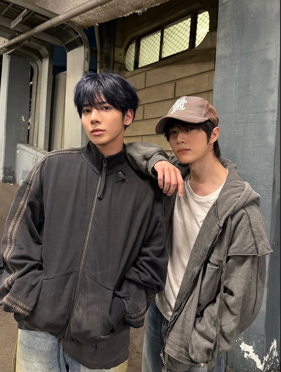 dailyuppuz's tweet image. WHAT THE ACTUAL FUCK.