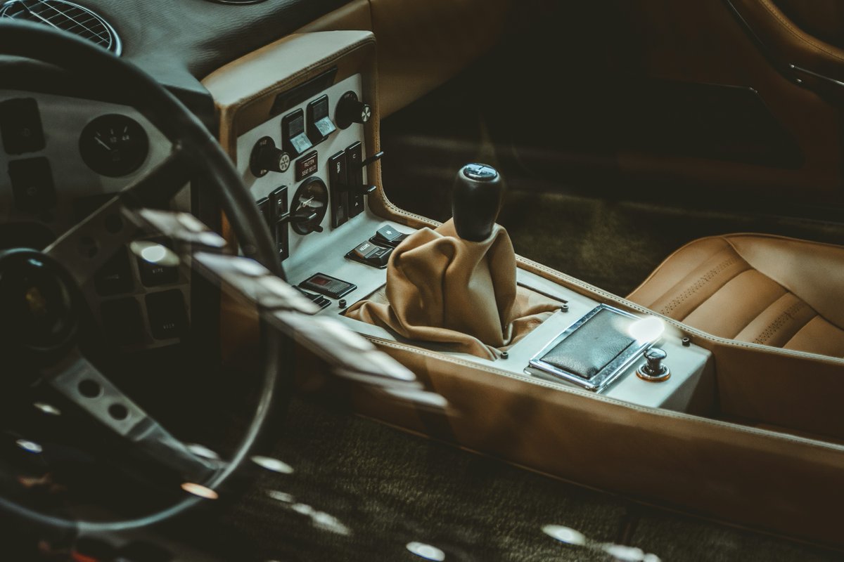 popoxiaodi's tweet photo. 🚗💡 Ready to test your car knowledge? Can you guess which car brand holds the record for the fastest production car ever made? 🏁 Comment below with your answer! #CarTrivia #Automotive #CarExpert 🏎️✨ https://t.co/a9INKnaAk8