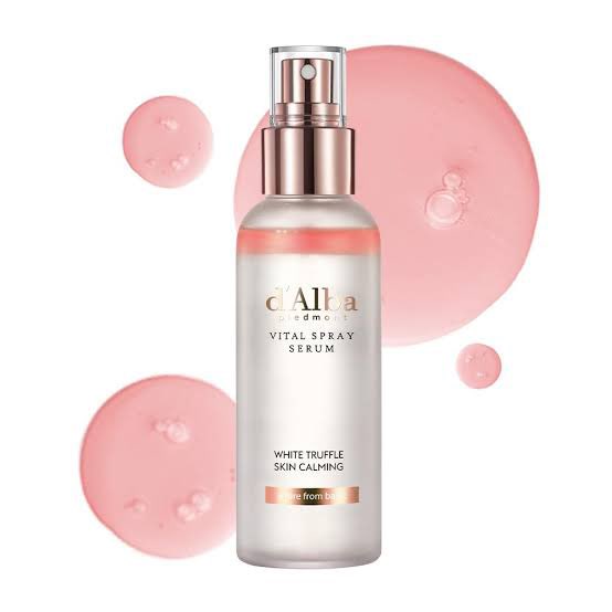 追記
乾燥肌さんのバームタイプのファンデーション、夏は崩れるかなと思って避けてたけど、下地薄く塗って平筆のブラシで下から上向きに伸ばし、全体にダルパのミストかけたら付属のパフで叩き込むと崩れ方も綺麗で、肌のアラも消える。自然なツヤ感が作り込んでない肌に見せてくれて🙆🏻‍♀️