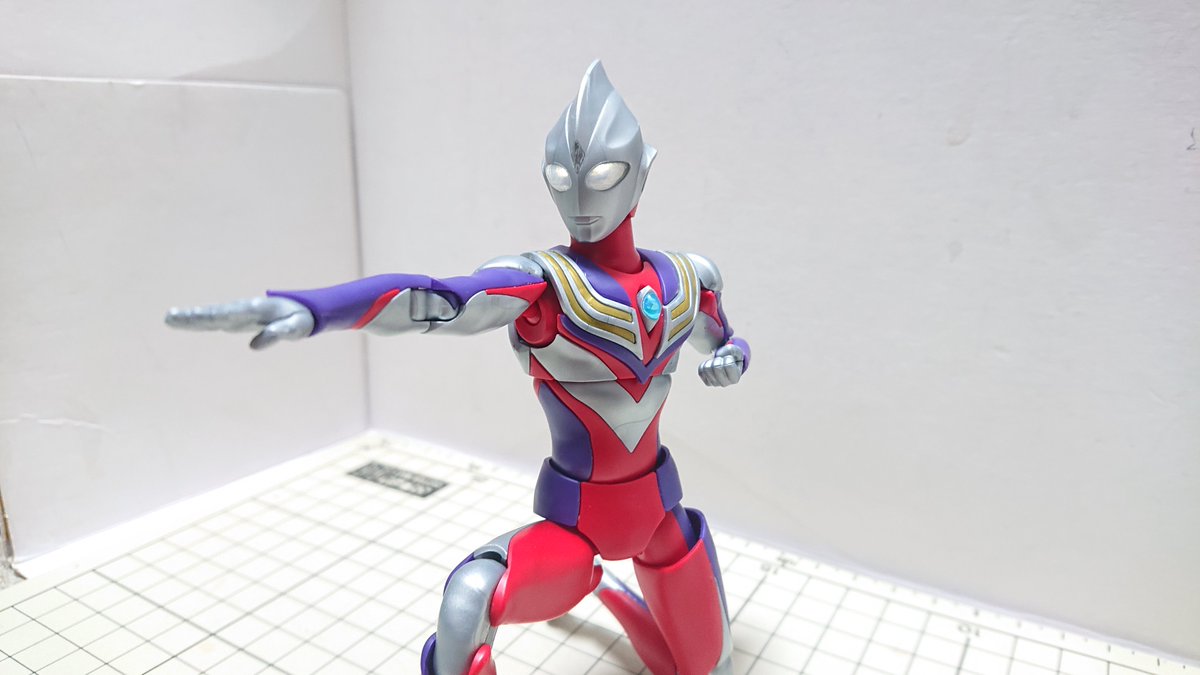 F_system_GP's tweet photo. F.S.ウルトラマンティガ完成！
シールなしでこの色分けはすごい
#プラモデル https://t.co/jmfjNyXamL