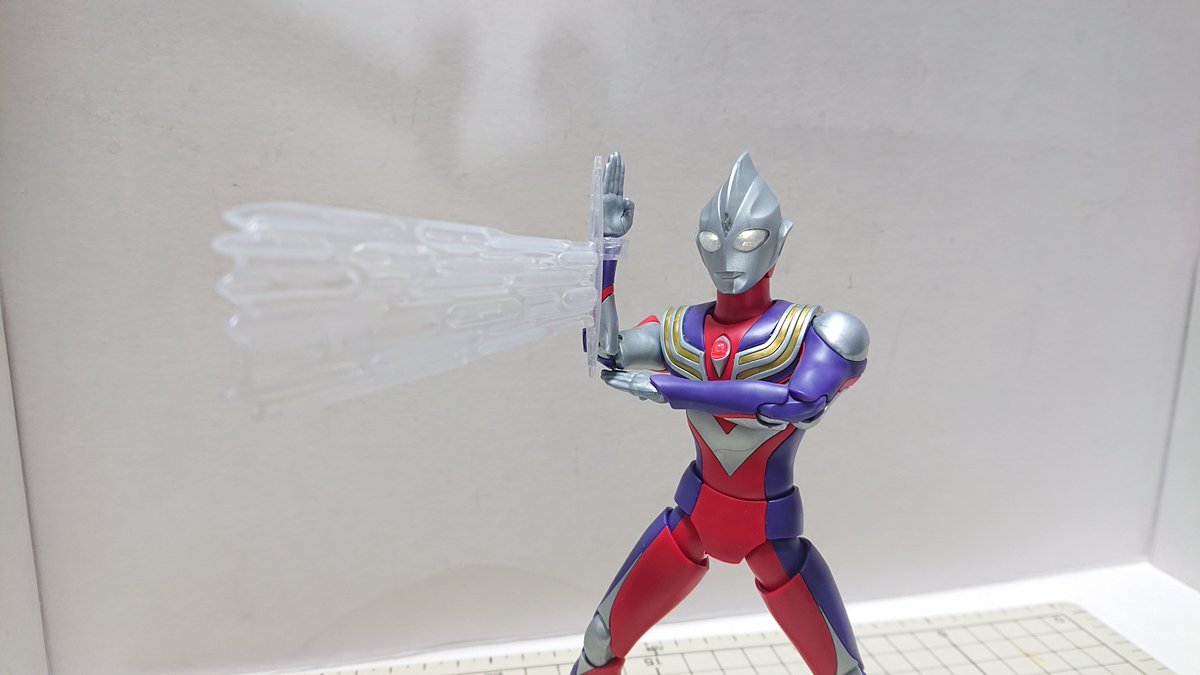 F_system_GP's tweet photo. F.S.ウルトラマンティガ完成！
シールなしでこの色分けはすごい
#プラモデル https://t.co/jmfjNyXamL