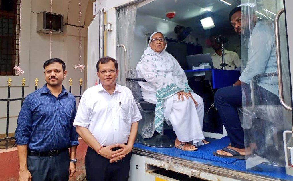 NSawaikar's tweet photo. The #MobilePassportSeva Van has been an initiative to make passport services accessible and people-friendly in the State, a Ministry of External Affairs initiative. Today at Vasco, inaugarated the facility in presence of MLAs Shri. @DajiSalkar @SankalpAmonkar, Girish Borkar, Deepak Govind Naik, Yatin Kamurlekar, Amey Chopdekar, Shraddha Mahale Shetye, Prashant Narvekar and Ors. 91-year-old lady applicant was the first to avail the benefits of this initiative. Sincere thanks to Hon. PM Shri. @narendramodi ji and MEA Shri. Dr. @DrSJaishankar Ji for the unique initiative, taking Passport facility to the door-steps of common man.