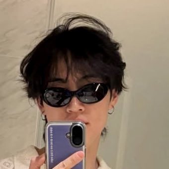 AllAround_JAYB's tweet image. animal                              real life