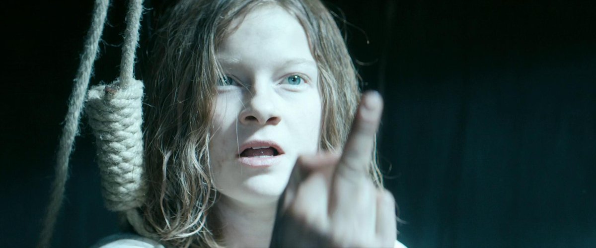 பிணத்தின் உடலில் க்ளூவை ஒளித்து வைக்கும் சீரியல் கில்லர் 😱😱

🎬 Cut off (2018)
🎖️ 6/10 | Thriller | German 

நாயகன் Paul ஒரு உடற்கூராய்வு நிபுணர் (Forensic Pathologist). அவரிடம் கொலை செய்யப்பட்ட பெண்ணின் பிணம் வருகின்றது. 
அதன் தலைக்குள் பாலுடைய மகளின் பெயரும் ஒரு போன் நம்பரும்