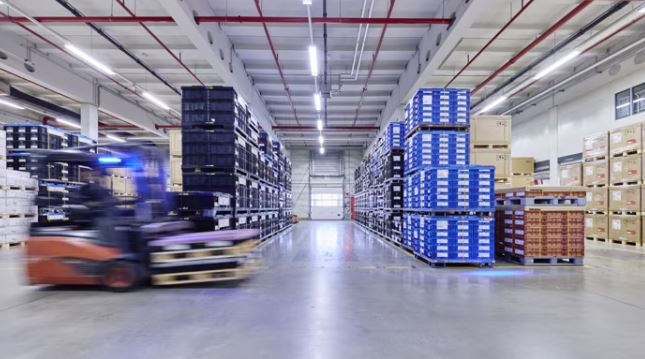 SICKItalia's tweet image. #Tracciabilità trasparente nella #logistica? Fatto! 
Continental e SICK hanno sviluppato la Incoming Goods Suite (IGS).
Una soluzione su misura che dimostra il potere dell&apos;esperienza reale.
Scopri di più: okt.to/IOcFum

#SICKSensorIntellingence #Digitalizzazione