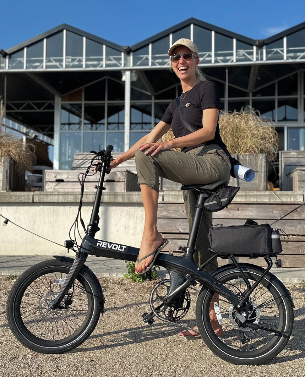 RevoltBikesNL's tweet photo. ☀️ Heatwave Mode: ON 🏖️ The sun’s blazing, the days are long — and your Revolt e-bike is ready to roll. Fold it. Cruise it. Park it right on the sand. 🚲️🏝️

#RevoltBikes #BeachAdventure #LongBatteryLife #FoldingEbikes #CoastalCruising #UnfoldYourSummer https://t.co/C98SvhniRd https://t.co/fY5EpZ3bON