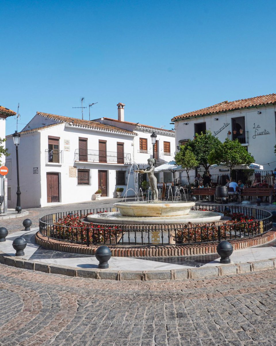 Cristina Reina | My Little World of Travelling tweet media