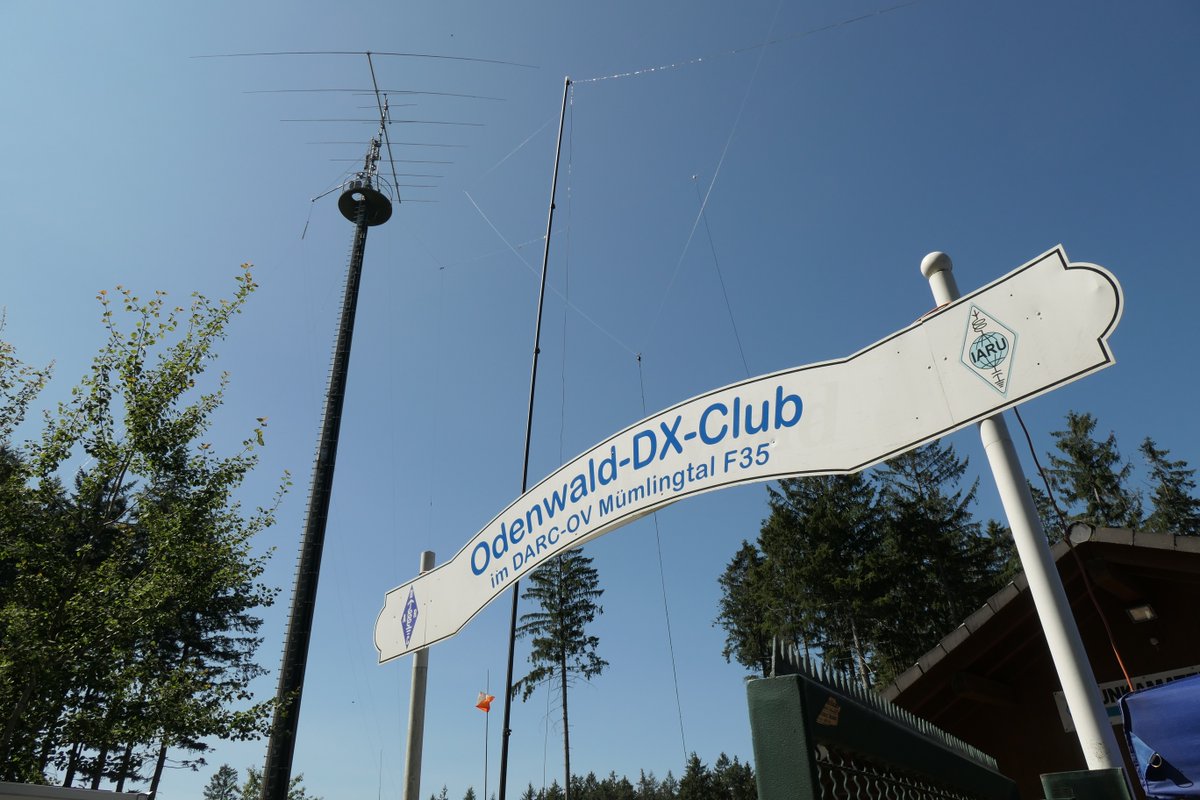 df4wp's tweet image. Fieldday beim DARC OV Mümlingtal F35 - Vorgeführt wurden FM-Funknetz, #Meshtastic, #RADE, QO-100, SatNOGS, Kurzwelle, UKW und vieles mehr. Eine rundum gelungene Veranstaltung! #darc #hamradio #amateurfunk