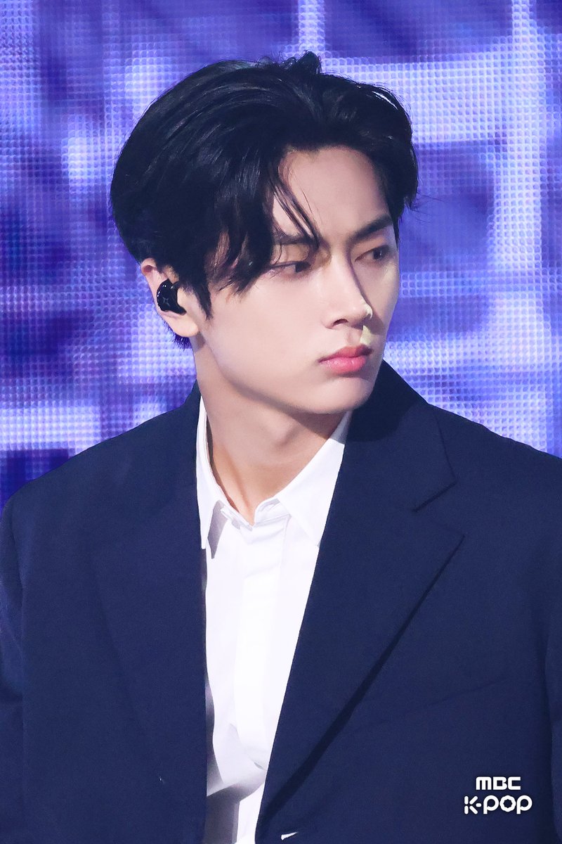 벽돌 속 보물 대공개📂
MBC KPOP #음중_벽돌깨기 🧱⛏️

덮제이로 궁전 가고
깐제이로 하룰라라 가죠💘

#쇼음악중심 #음중 #ENHYPEN #제이