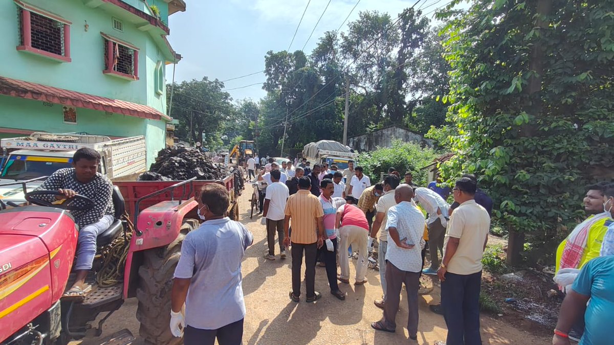 bdo_jashipur's tweet photo. # HAR GHAR TRIRNGA
AT JASHIPUR JAMDASAHI MARKET ON 10.8.2025
@CMO_Odisha @ZP_Mayurbhanj @DM_Mayurbhanj @PRDeptOdisha https://t.co/X4LiTwoT9V