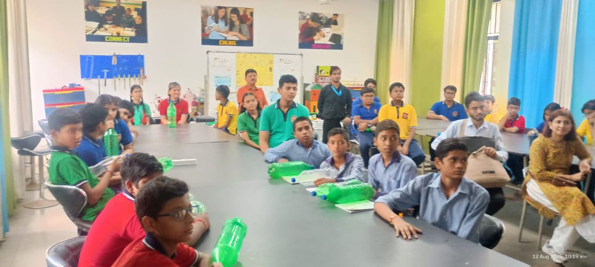kviitkanpur's tweet image. Innovation in Action!
KVIIT kanpur &apos;s ATL Lab comes alive this Mega Tinkering Day- Young minds creating, experimenting and building the future!
#MegaTinkeringDay
#ATLReflections
#WhatweBuilt
#MTD2025
@KVS_HQ 
@KVS_Lucknow