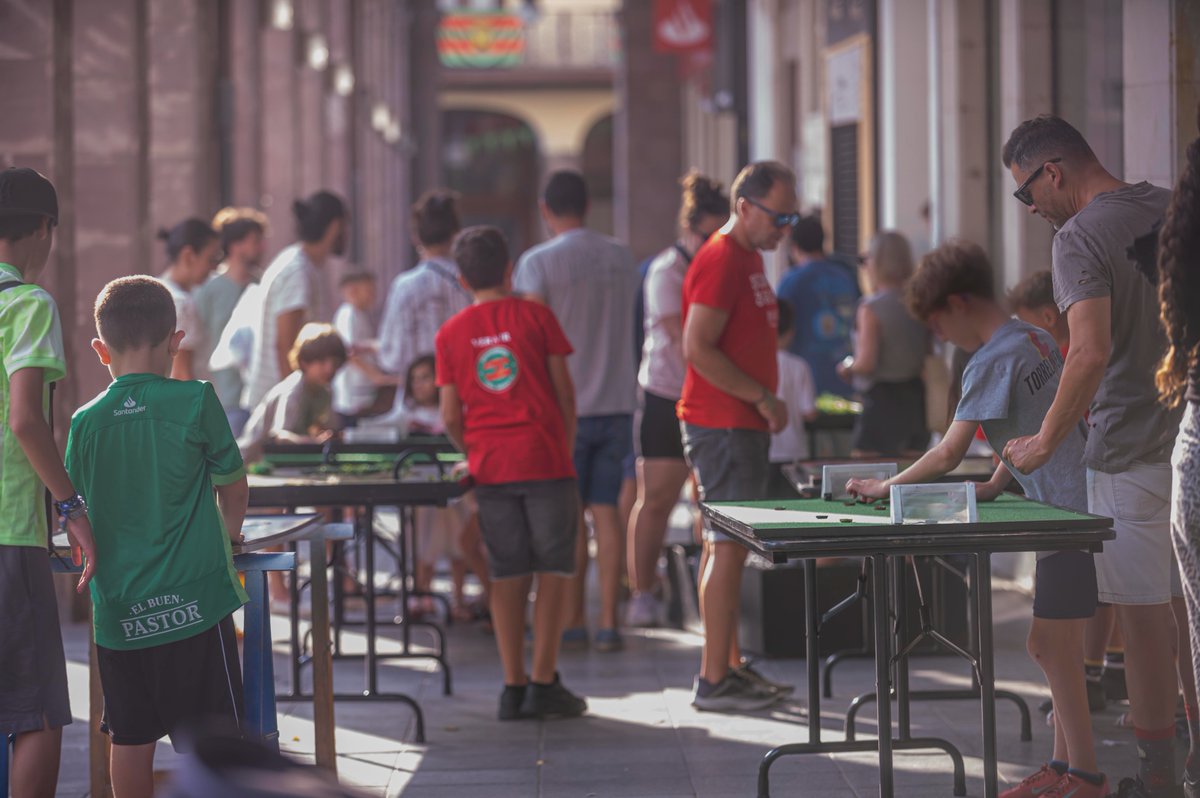 🙌Los Juegos en Familia y la Plaza del Circo son dos propuestas del programa de #LaPatrona que encantan a niños y grandes
👉Si ayer te los perdiste, aprovecha que repiten hoy MARTES (torrelavegaenfiestas.es)
Más📸en Fb Ayuntamiento de Torrelavega 
#Torrelavega #Torrelaveganízate