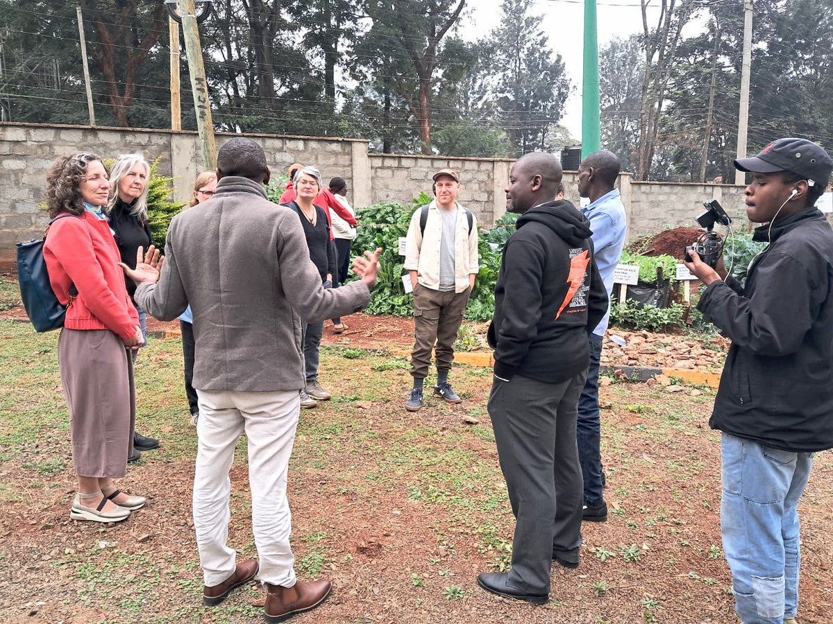 Mazingira Institute (@mazinstitute) on Twitter photo Montreal delegation 🇨🇦 toured our Demo Farm at Waithaka VTC center to learn about crops, rabbits & chickens. The farm supports the school’s & community meals, and drives practical learning for young people in sustainable food production
Supported by <a href="/CanadaDev/">Development Canada</a> <a href="/RooftopsCanada/">Rooftops Canada/Abri</a> Montreal delegation 🇨🇦 toured our Demo Farm at Waithaka VTC center to learn about crops, rabbits & chickens. The farm supports the school’s & community meals, and drives practical learning for young people in sustainable food production
Supported by <a href="/CanadaDev/">Development Canada</a> <a href="/RooftopsCanada/">Rooftops Canada/Abri</a>