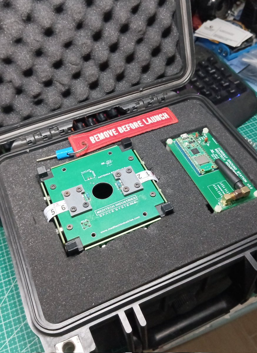 🚀 SatTrainer One 🛰️
Ingeniería espacial real en tu aula
📡 Subsistemas CubeSat en 1U, 2U o 3U
📘 Manual de entrenamiento incluido
🇲🇽 Hecho en México
🎓 Para universidades y centros STEM
💡 Tu laboratorio, ahora con tecnología satelital.
📩 Contáctanos
🌐 meditechindustries.com