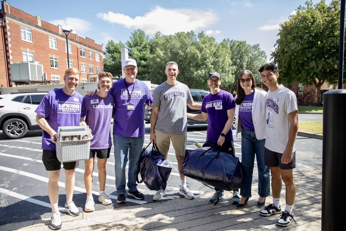 It’s a fantastic day at @Lipscomb! Campus is full of excitement as our newest Bisons move into the dorms. 🦬 Wonderful to welcome new students &amp; families. Grateful for the faculty &amp; staff who volunteered to make move-in day special! #LipscombMoveIn