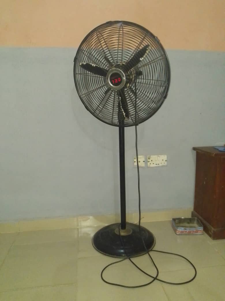 Fan for sale 
30K
Location: Mowe.
