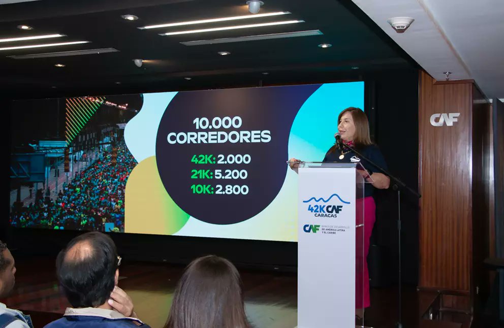 AgendaCAF's tweet image. ¡Corre la décima! El #MaratónCAF celebrará sus 10 ediciones el 8 de febrero de 2026 en Caracas, 🇻🇪.

Por única vez incluirá la categoría recreativa de 10K, con meta de 10.000 corredores. 

Más inclusión, más mujeres, más sostenibilidad y corredores de toda América Latina y el