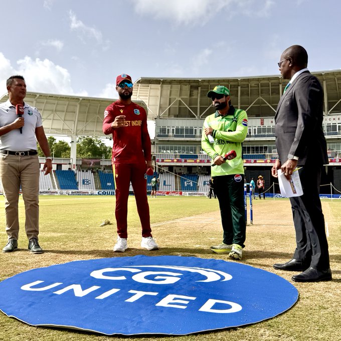 Pakistan won the toss and elected to bowl first in the final ODI!