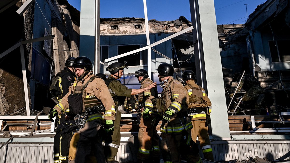 axadletm's tweet image. Hope Fades as Ukraine Braces for Intensified Russian Assaults#World #assaults #Braces #Fades #hope #intensified #Russian #Ukraine 
tinyurl.com/22z6xhee