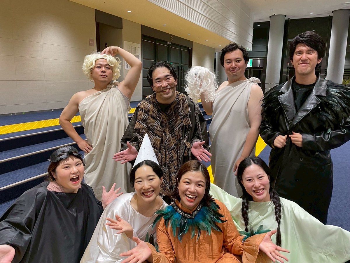 おはなしきぃたりぃなin仙台
無事終演致しました🎉🎉🎉

地元の方々と一緒に作り上げた
宮沢賢治の『よだかの星』𖤐 ̖́-
東北の皆様に見届けていただきました。

ふるやまたく先生も駆けつけて聴いてくださった『一本の木がありました。』📖´-
私たちも心から楽しんで演奏出来ました✨️

次は東京.ᐟ