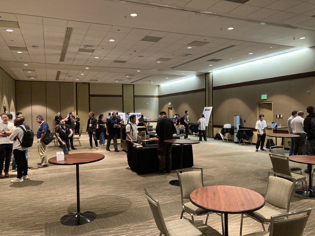 VehicleSec'25 Demo/Poster Session and Happy Hour

usenix.org/conference/veh…