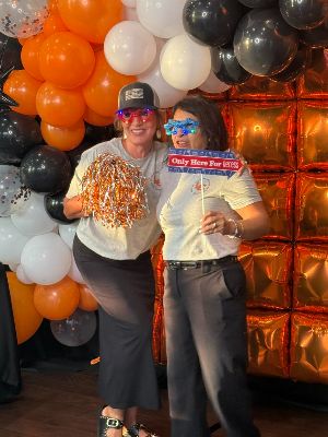 LCEventCtr's tweet photo. Client love, recent blogs, July highlights, upcoming public events &amp; new vendor - https://t.co/0a6k9Z0BCn https://t.co/VI1uKpB77u